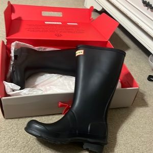 Hunter rain boots kid size 3B